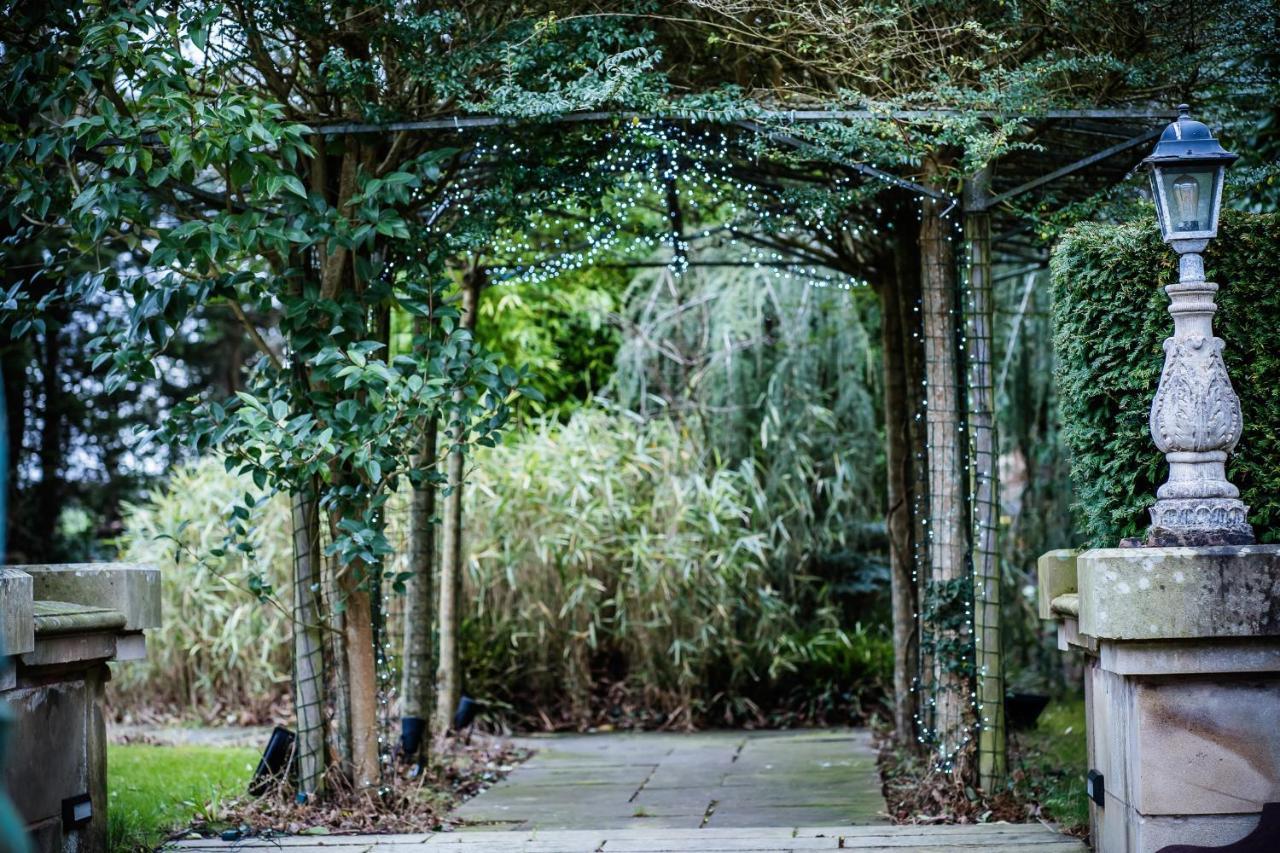 Brook Hall Hotel Childer Thornton Bagian luar foto