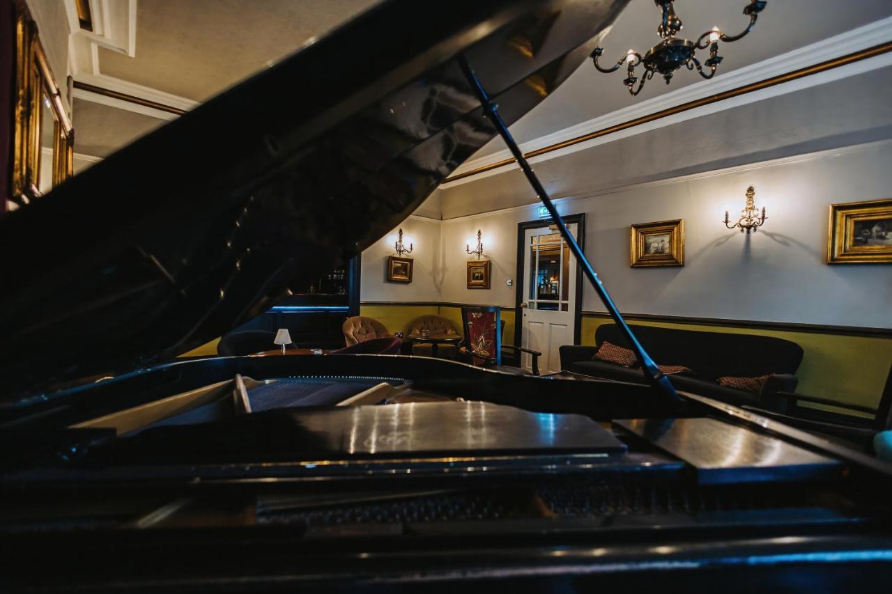 Brook Hall Hotel Childer Thornton Bagian luar foto