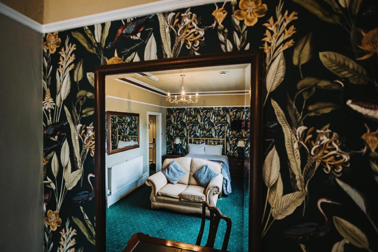 Brook Hall Hotel Childer Thornton Bagian luar foto