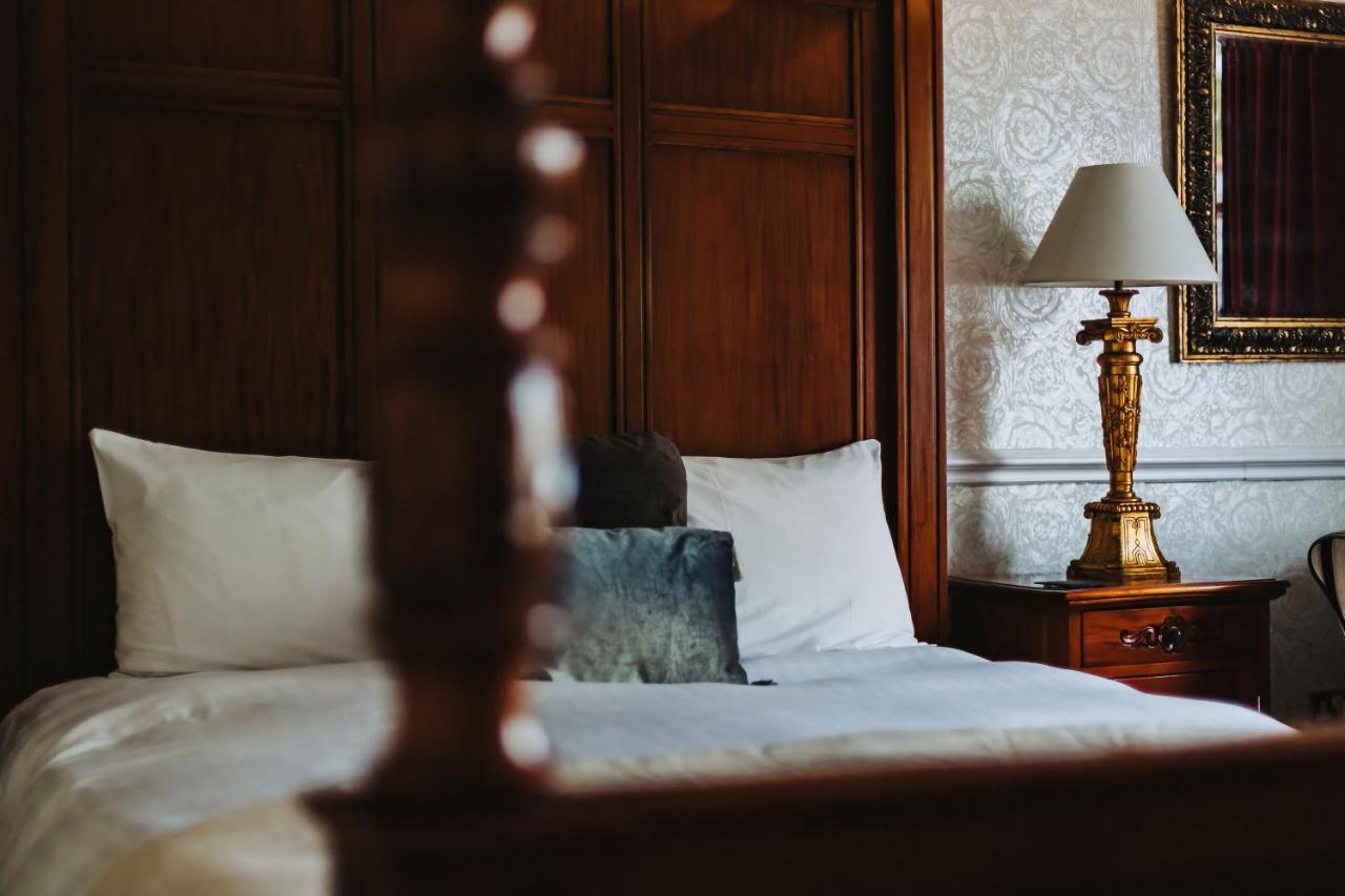 Brook Hall Hotel Childer Thornton Bagian luar foto