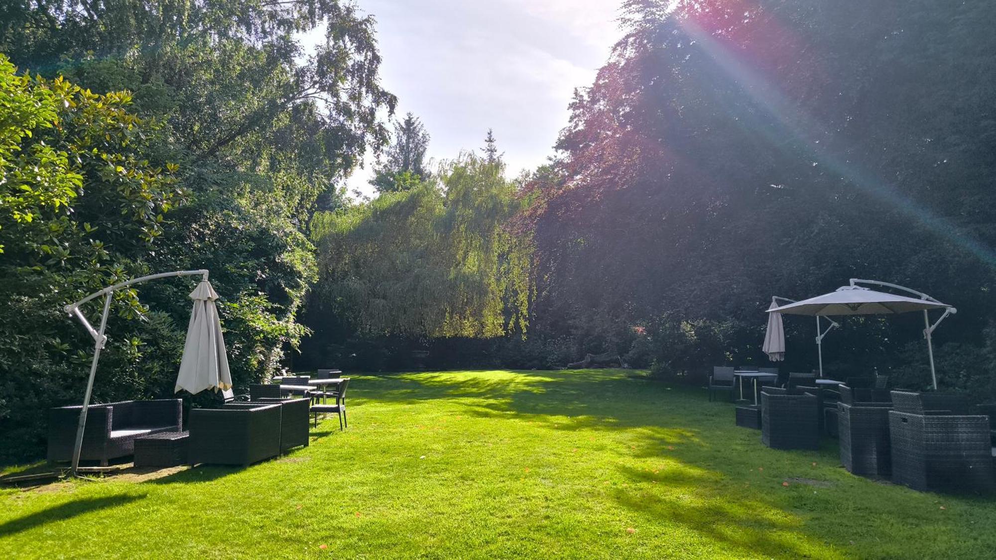 Brook Hall Hotel Childer Thornton Bagian luar foto